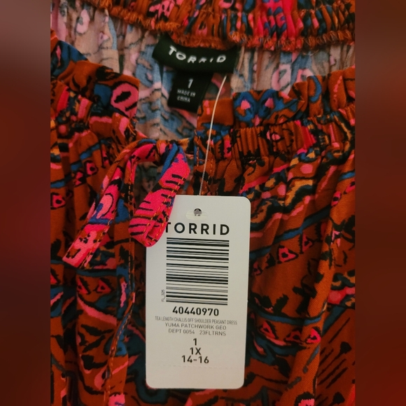 Torrid Red Pink Puff Sleeve Off-Shoulder Midi Dress - Picture 4 of 11